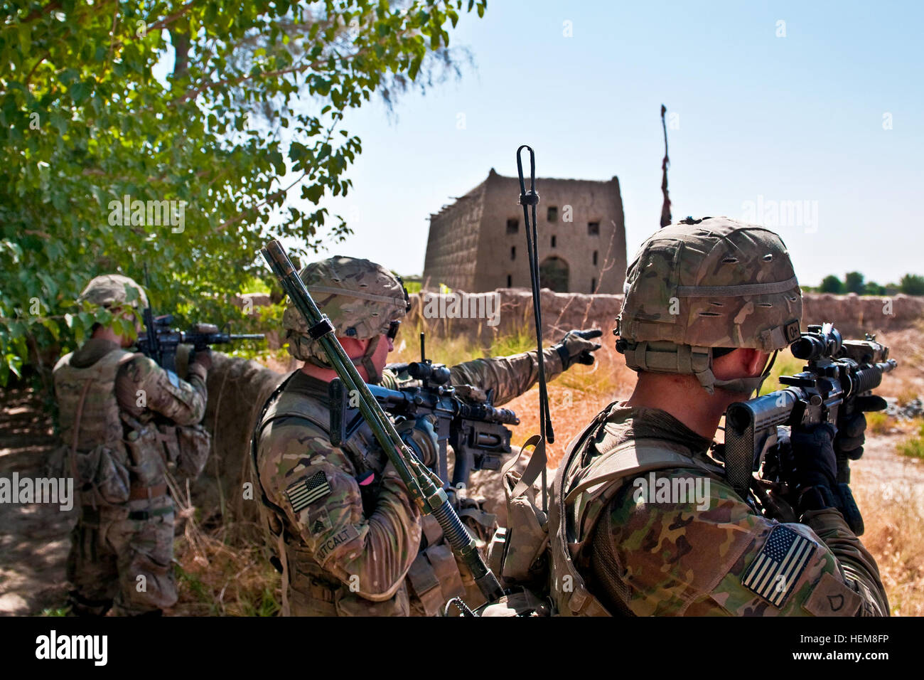 Sgt. Cody Outcalt shows Spc. Ronald Heater, both soldiers of 2nd ...