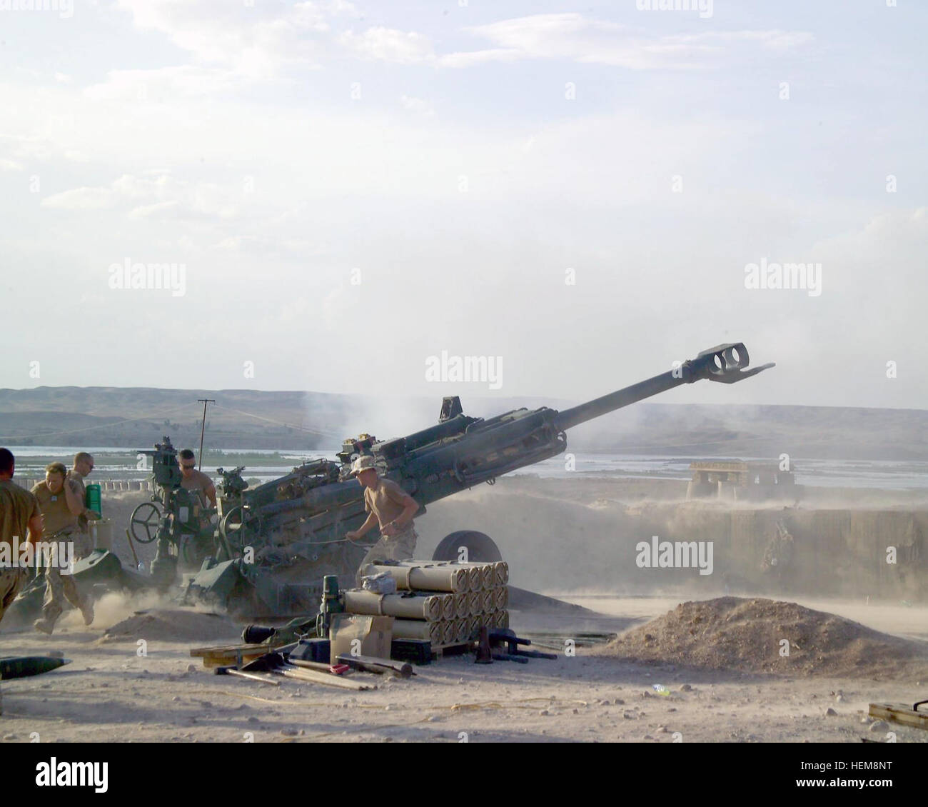 M777 field gun hi-res stock photography and images - Alamy