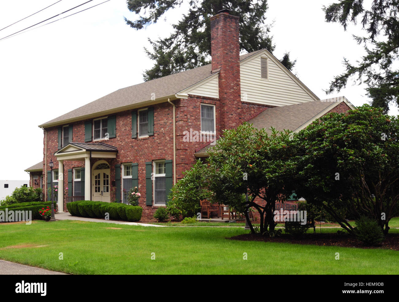 The Zachery and Elizabeth Fisher House sits just a short distance from