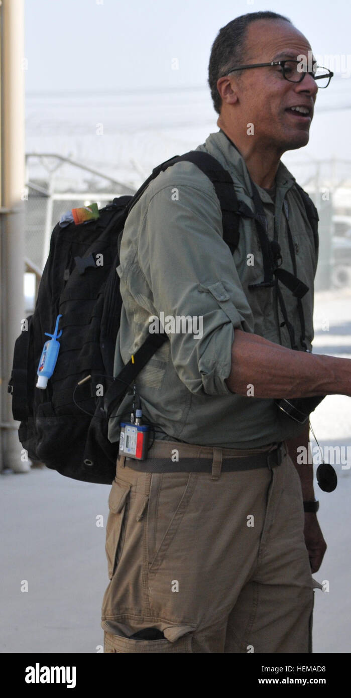 Isaf joint command commander hi-res stock photography and images - Alamy