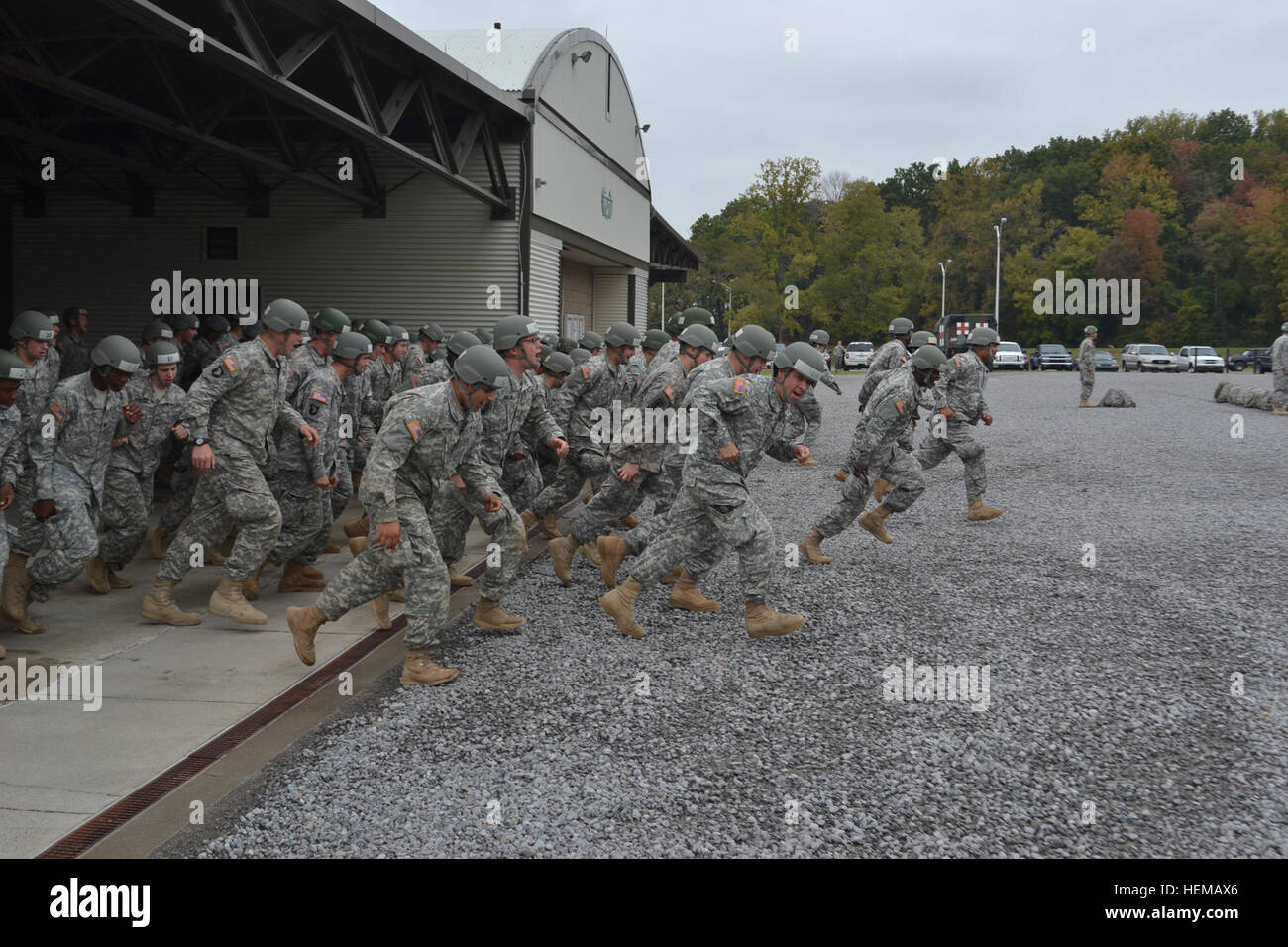 101st Fast Roping 101st combat aviation brigade hi-res stock photography and images - Alamy