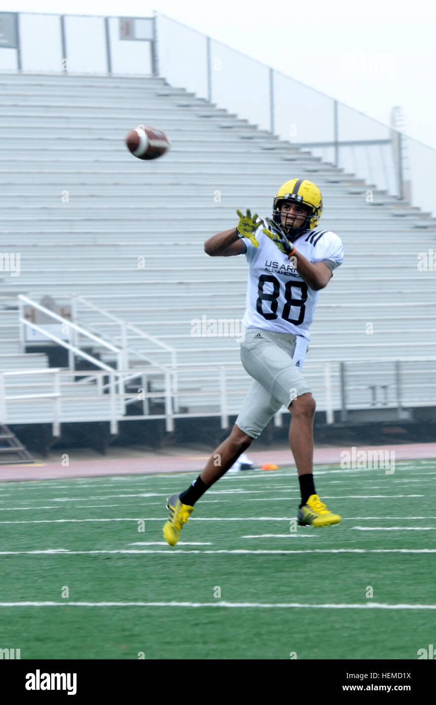 Corey Robinson, wide receiver for the U.S. Army AllAmerican Bowl West