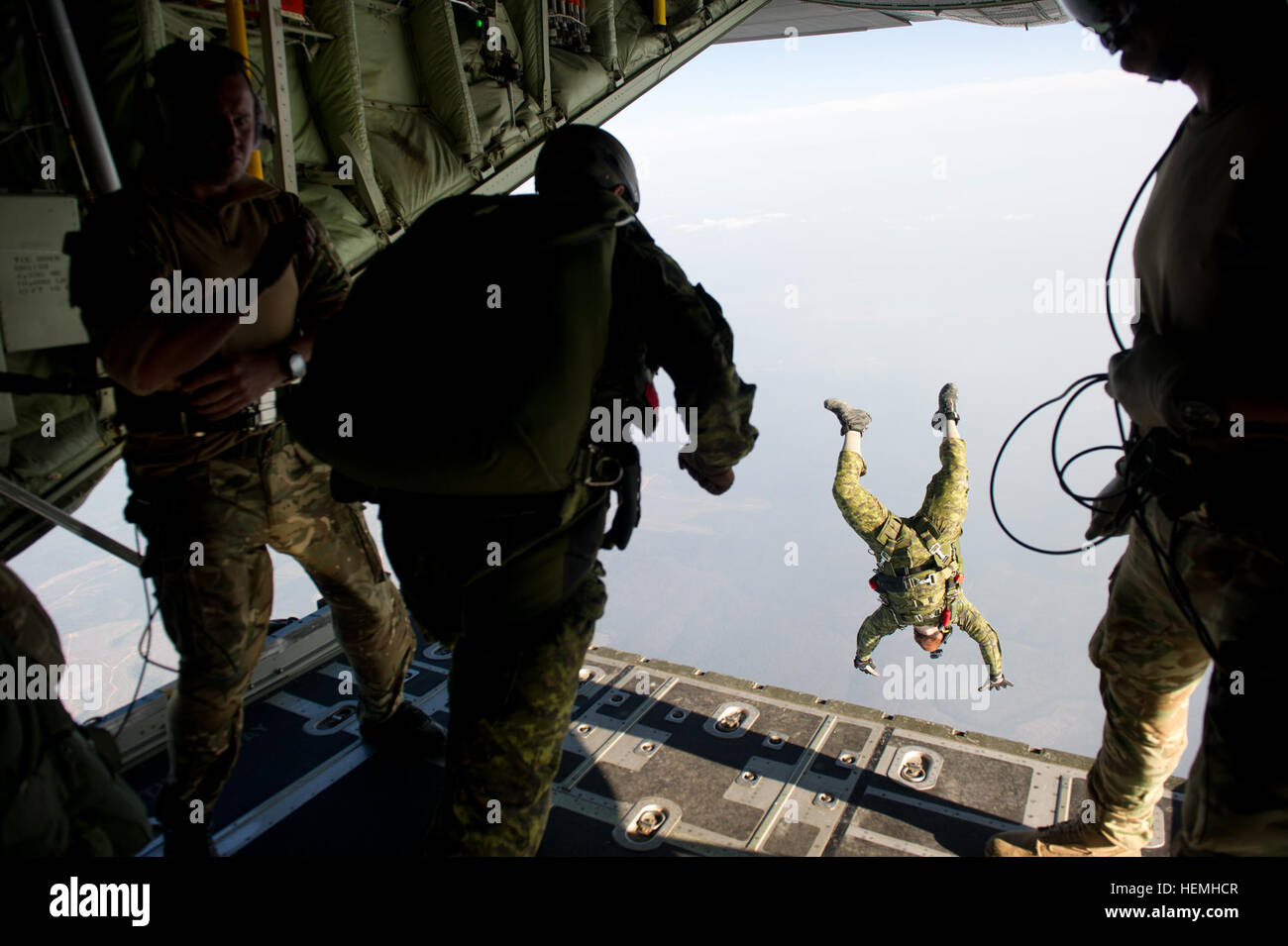 Allied halo jump hi-res stock photography and images - Alamy