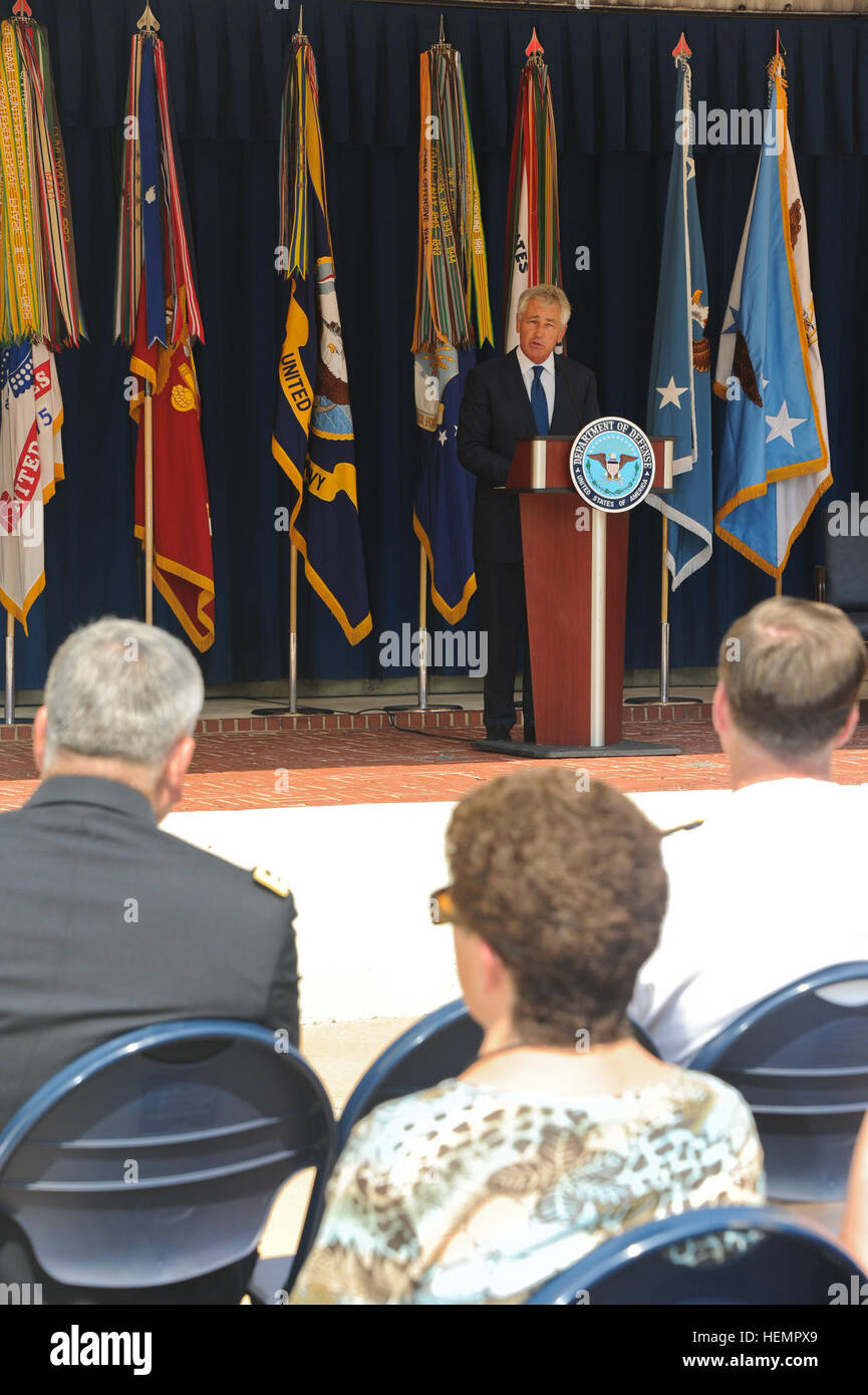 The Pentagon hosts a 9/11 observance at the central courtyard, with U.S ...