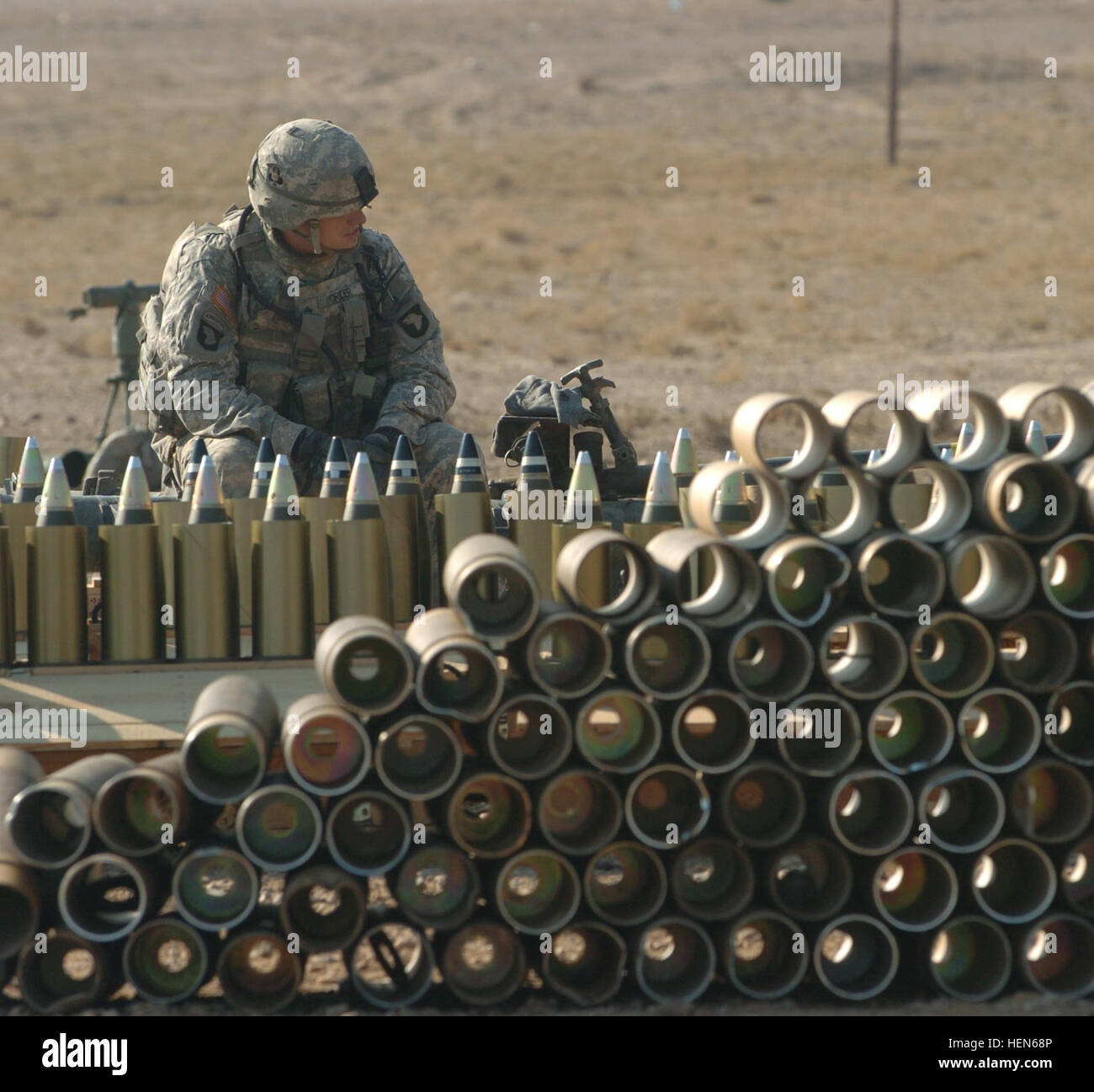 Artillery shell round hi-res stock photography and images - Alamy