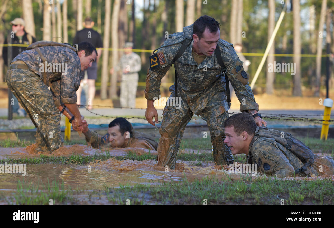 Malvesti obstacle course hi res stock photography and images Alamy