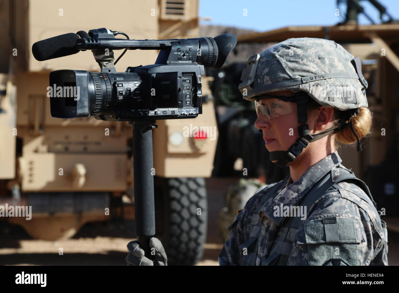 U.S. Army Soldiers from the Vulture Team, Operations Group, conduct ...