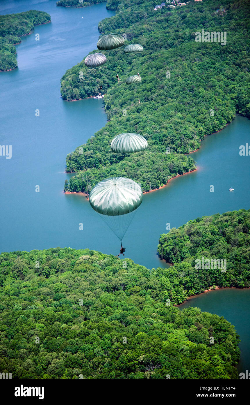 Helicopter Jump Lake Training High Resolution Stock Photography and ...