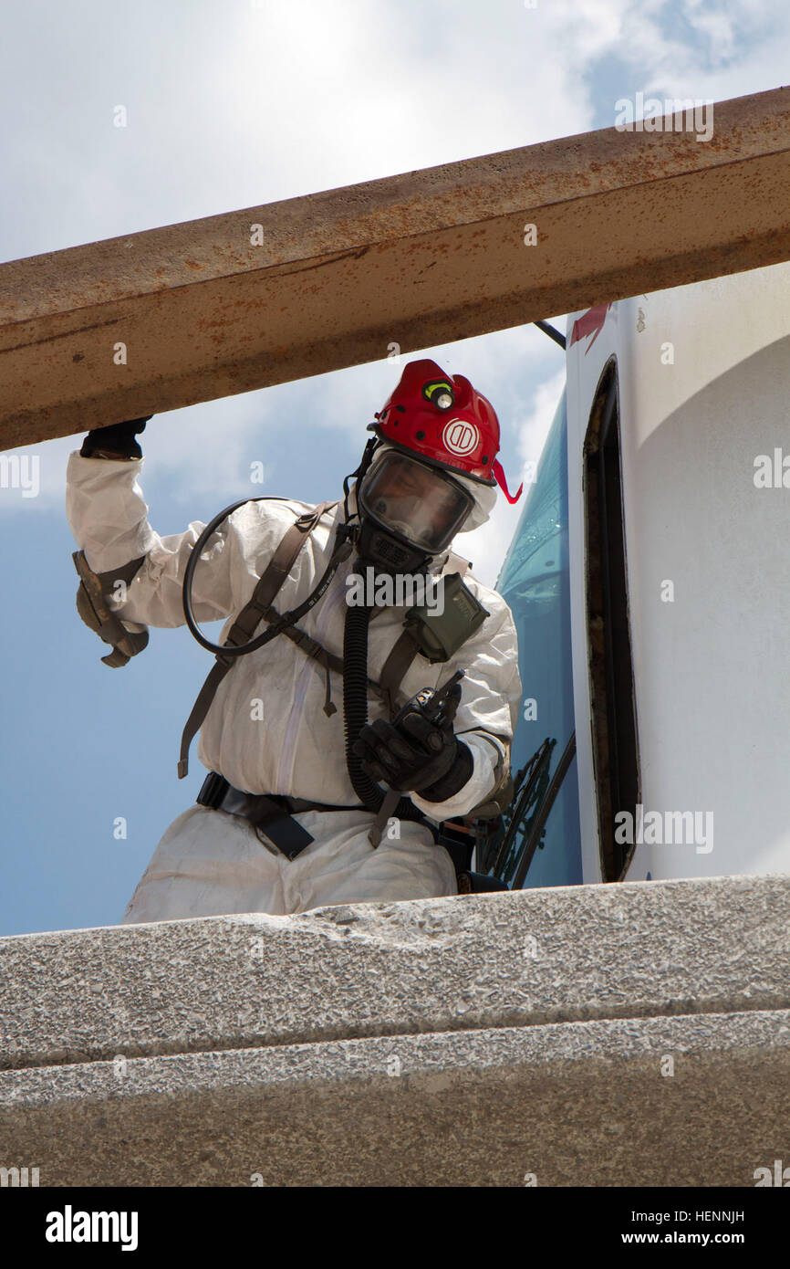 An Alabama National Guardsman, 440th Chemical Company, Task Force 46