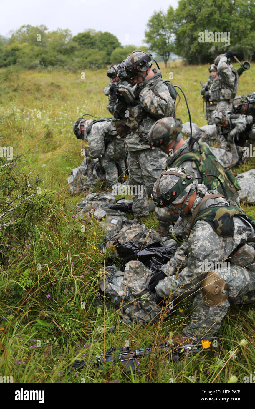 U.S. Soldiers of the 1st Battalion, 503rd Infantry Regiment, 173rd ...