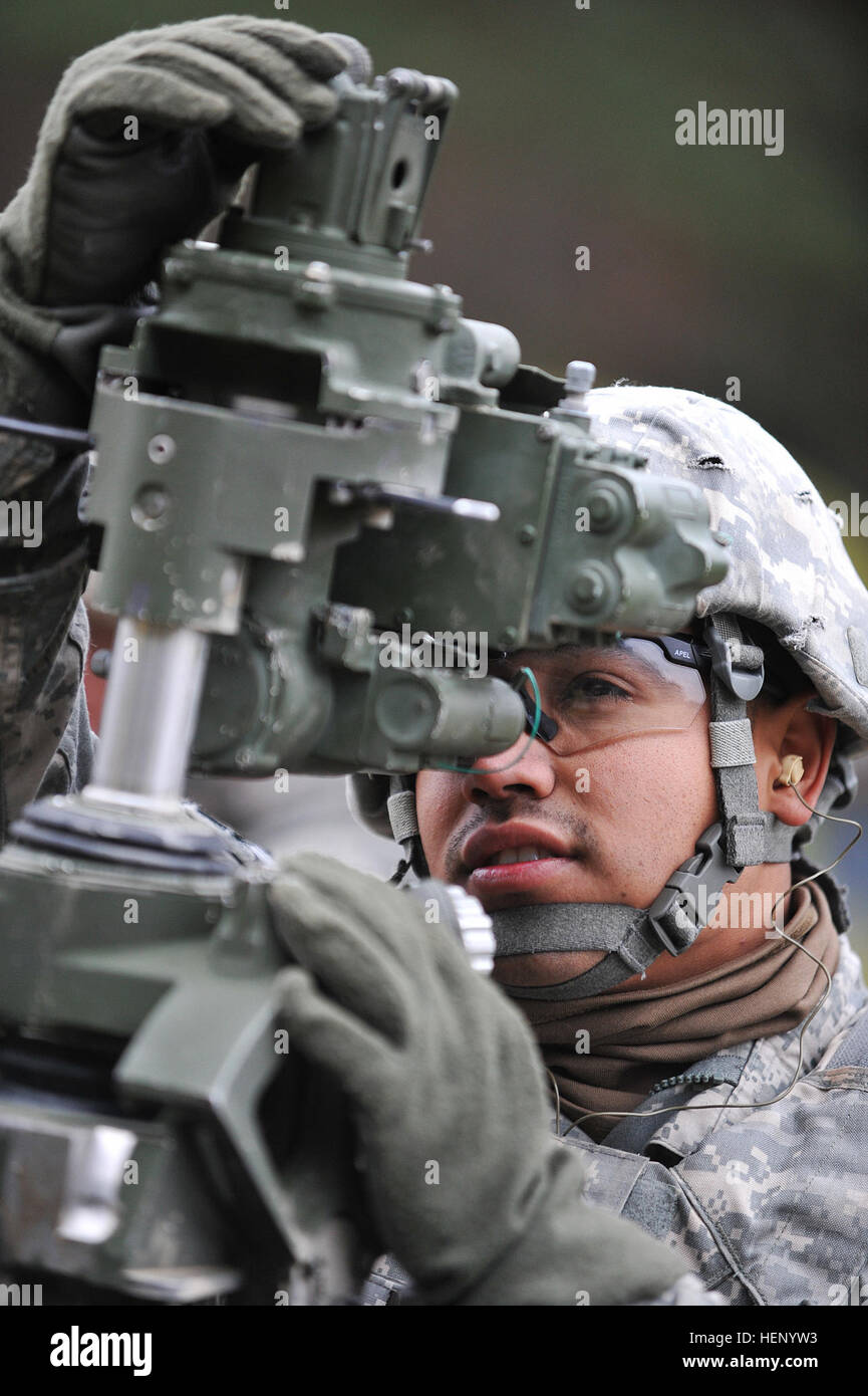 Howitzer Gunner Battery field artillery squadron hi-res stock photography and images ...