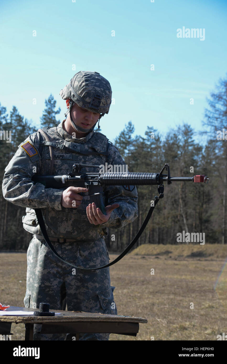 Us army spc spc chase moore hi-res stock photography and images - Alamy