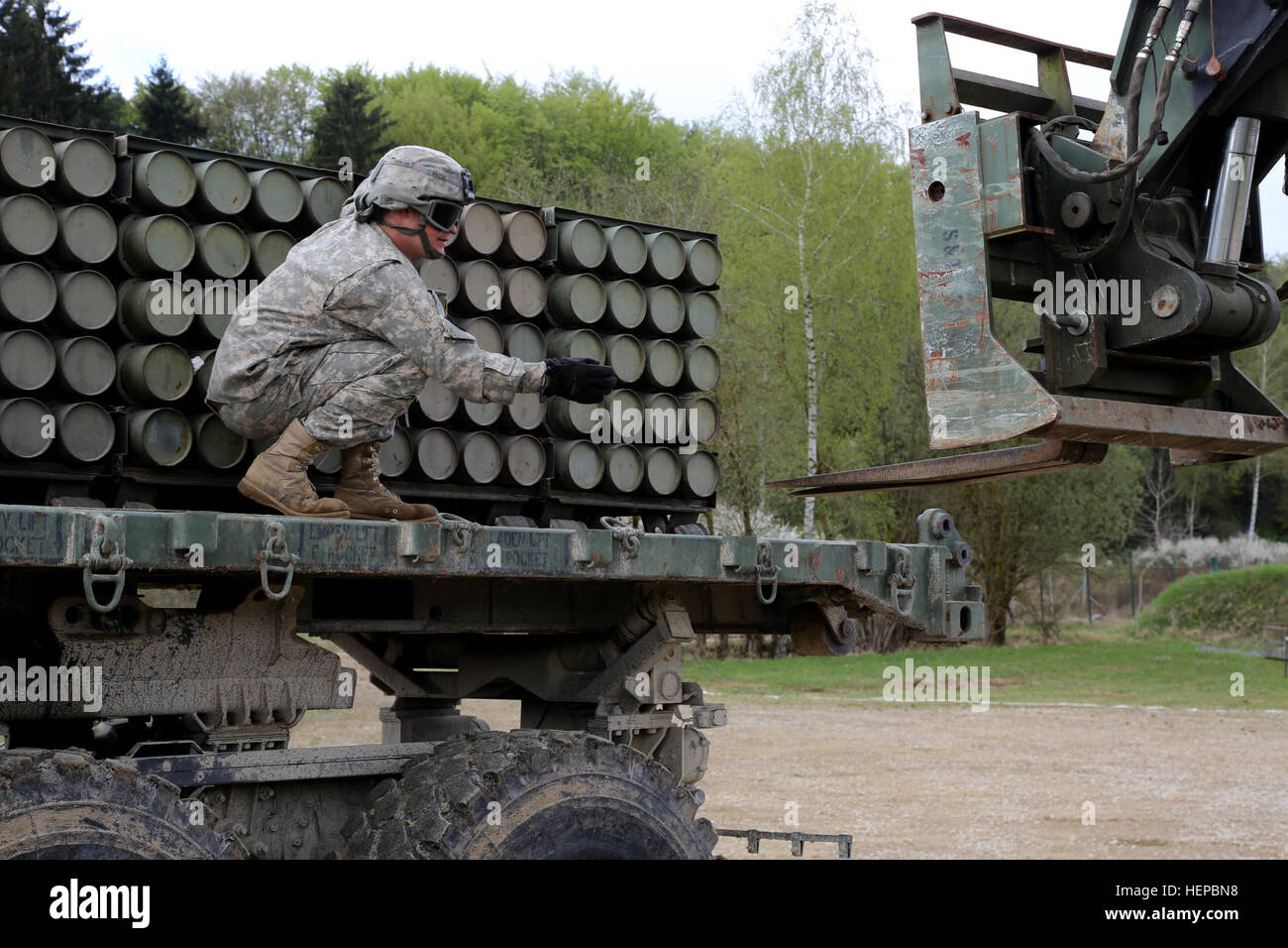 A U.S. Soldier of Alpha Troop, Regimental Engineer Squadron, 2nd ...