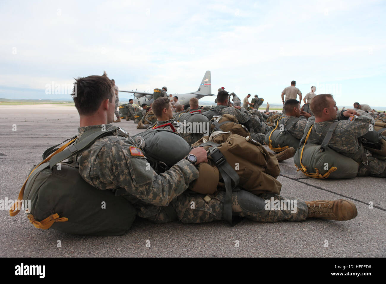 143rd Infantry Battalion Airborne High Resolution Stock Photography and ...