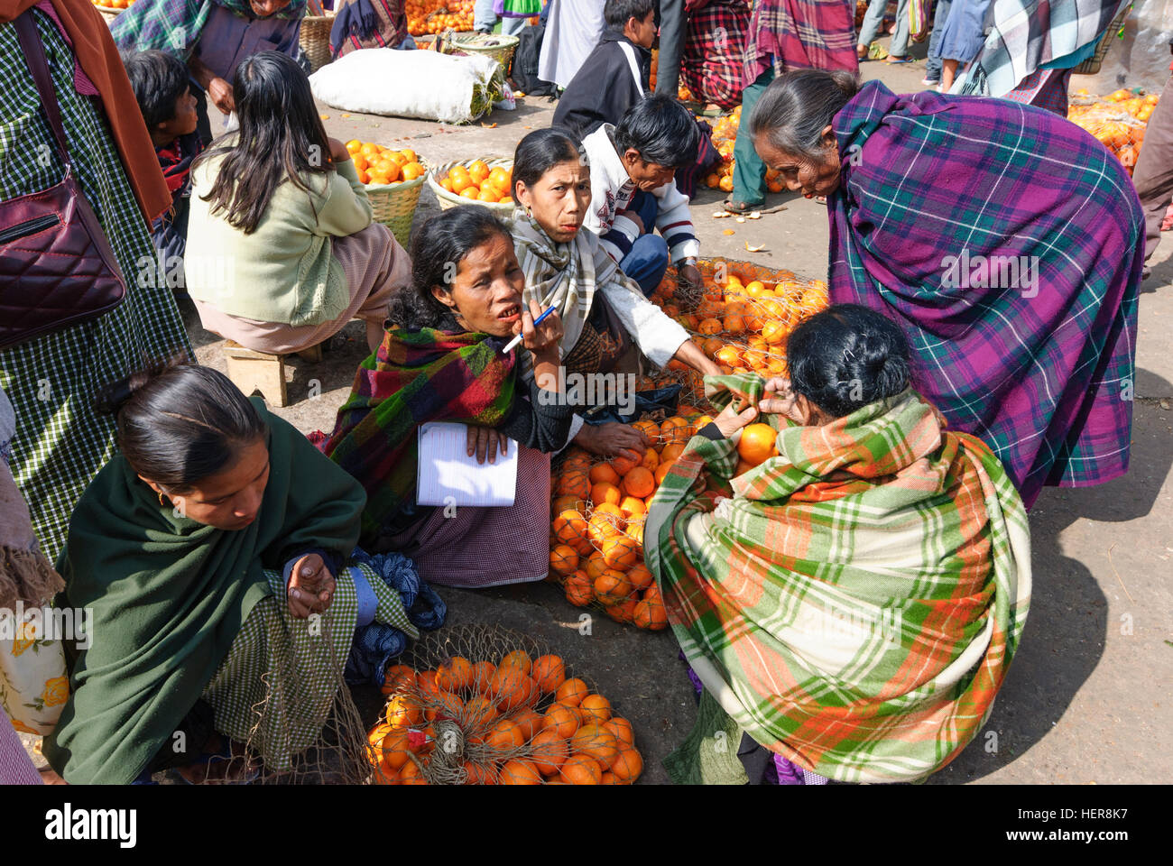 Cherrapunjee: Market; Oranges, Meghalaya, India Stock Photo