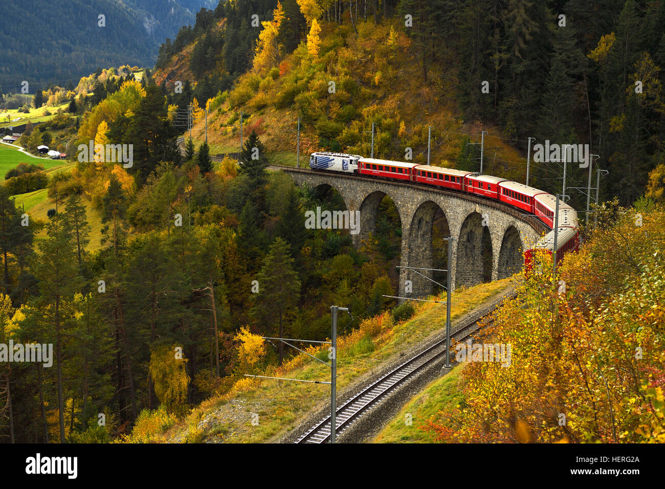 Rhaetian Railway, Schmitten-Tobel Viaduct, Filisur, Graubünden Canton, Switzerland Stock Photo