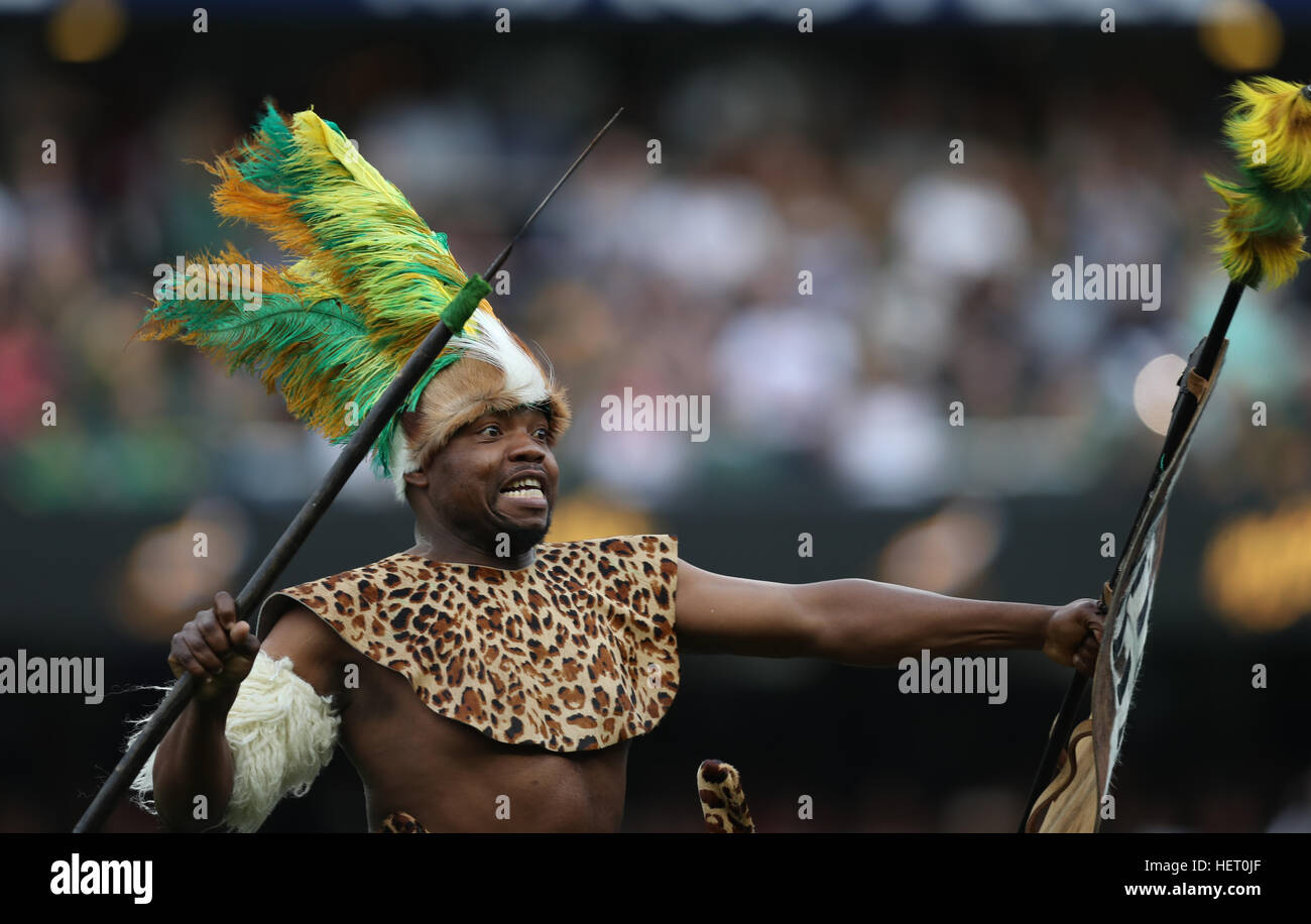 Zulu Warrior Zulu High Resolution Stock Photography and Images Alamy
