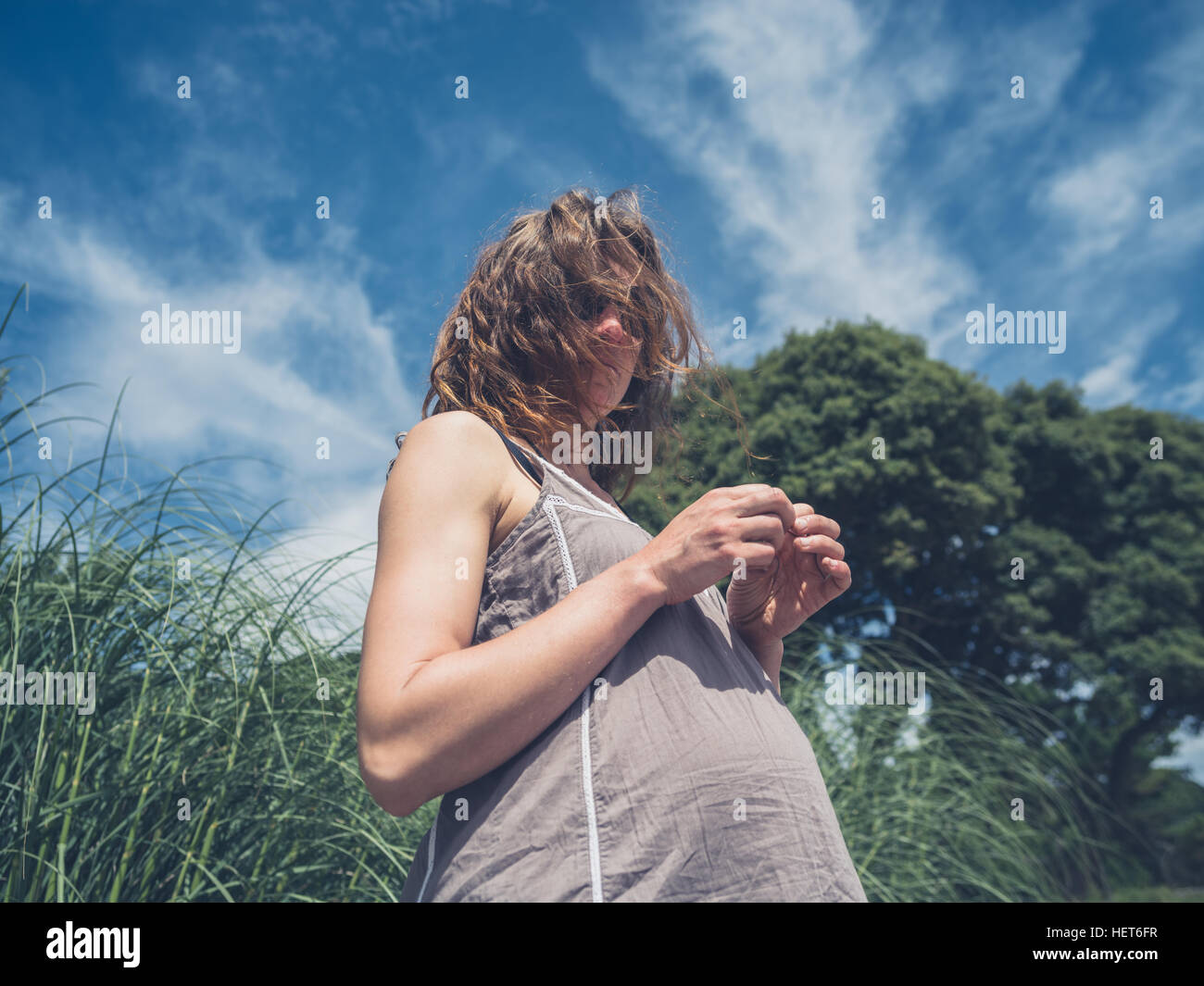 Outside sunshine sunny hi-res stock photography and images - Alamy