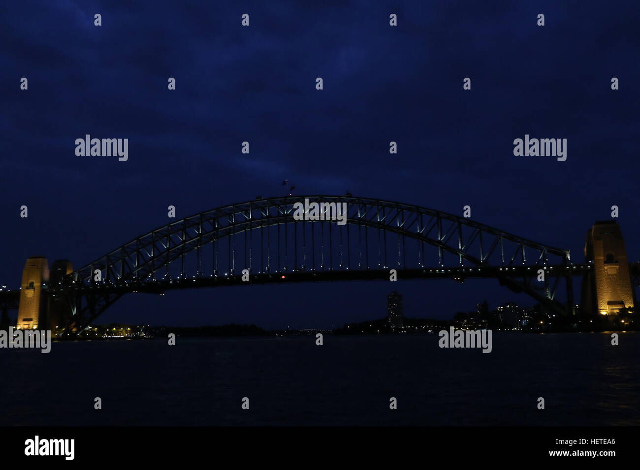 Sydney harbour bridge night hi-res stock photography and images - Alamy