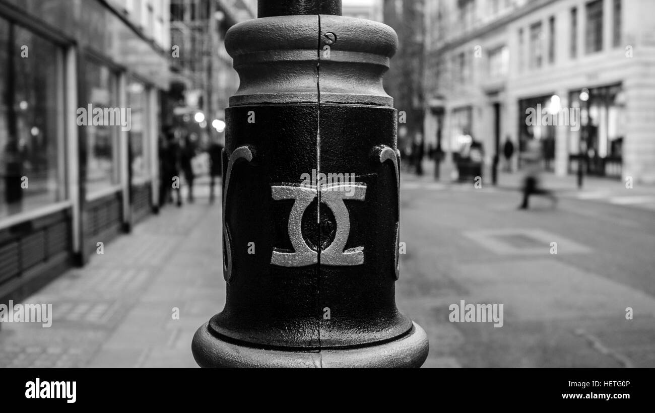 The lamp post Black and White Stock Photos & Images - Alamy