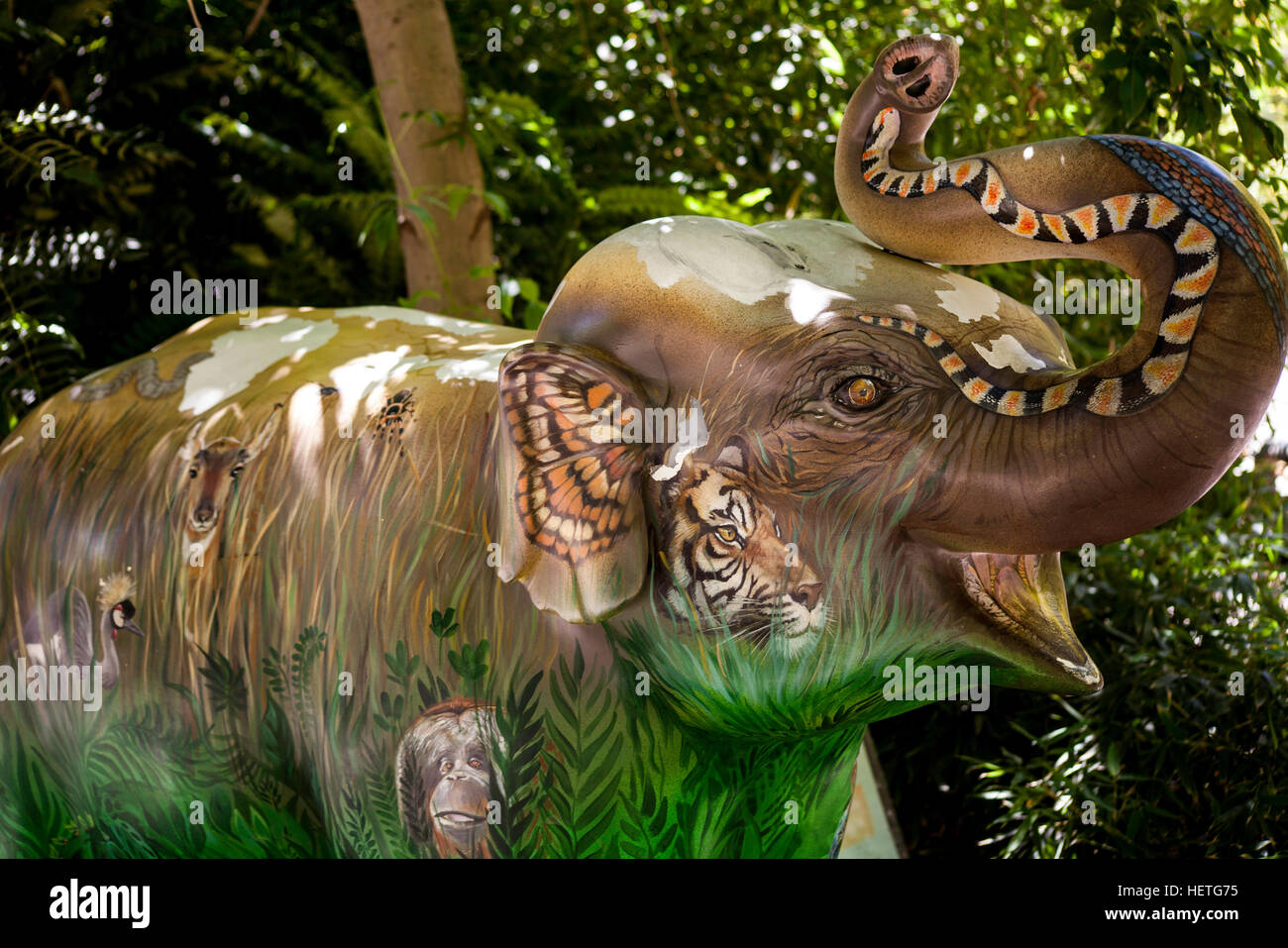 painted elephant sculpture in los angeles zoo Stock Photo - Alamy