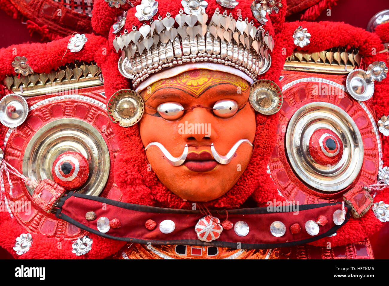THEYYAM OR THEYYATTAM IS A POPULAR HINDU RITUAL FORM OF WORSHIP OF NORTH MALABAR IN KERALA STATE, INDIA, Stock Photo