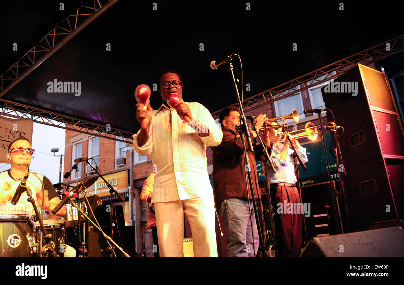 Ricardo Lemvo & Makina Loca Afro-Cuban band at Chicago street festival in Rogers Park neighborhood, Chicago, Illinois Stock Photo