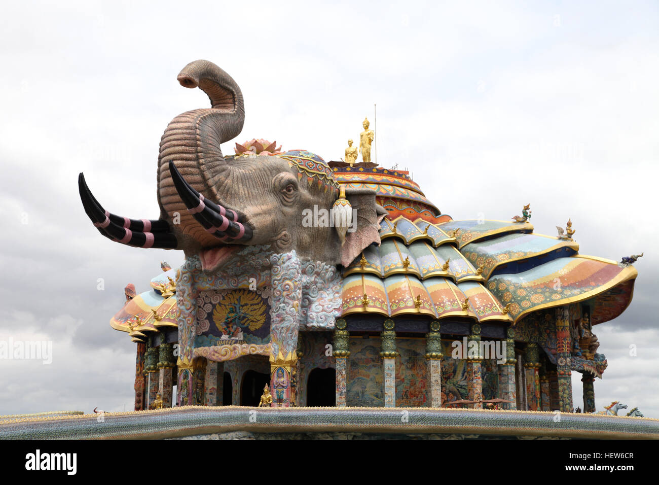 Sculpture, architecture and symbols of Buddhism, Thailand, South East