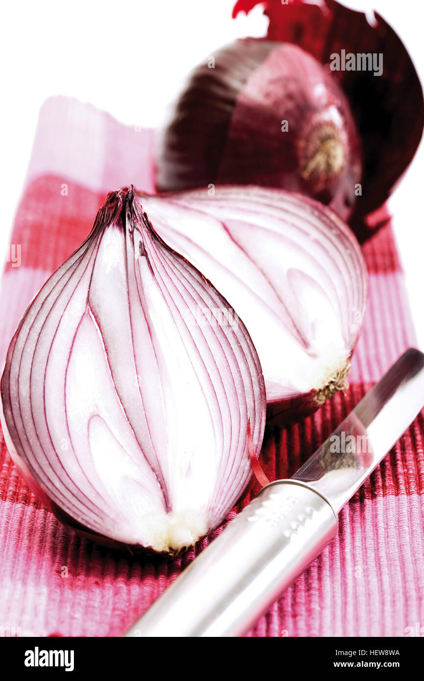 Fresh red onions hi-res stock photography and images - Alamy