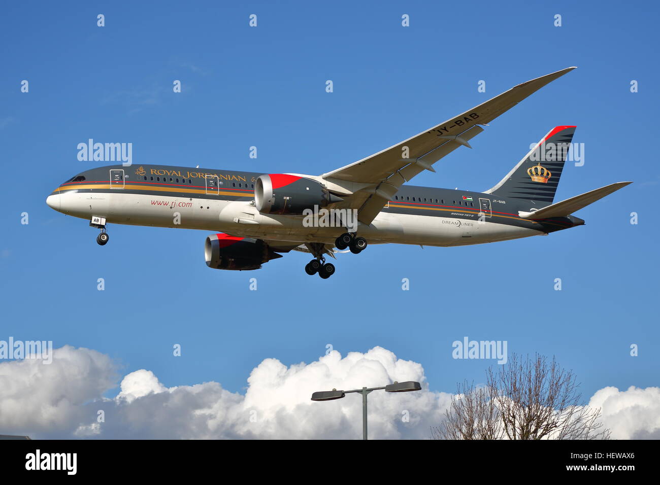royal jordanian amman to heathrow