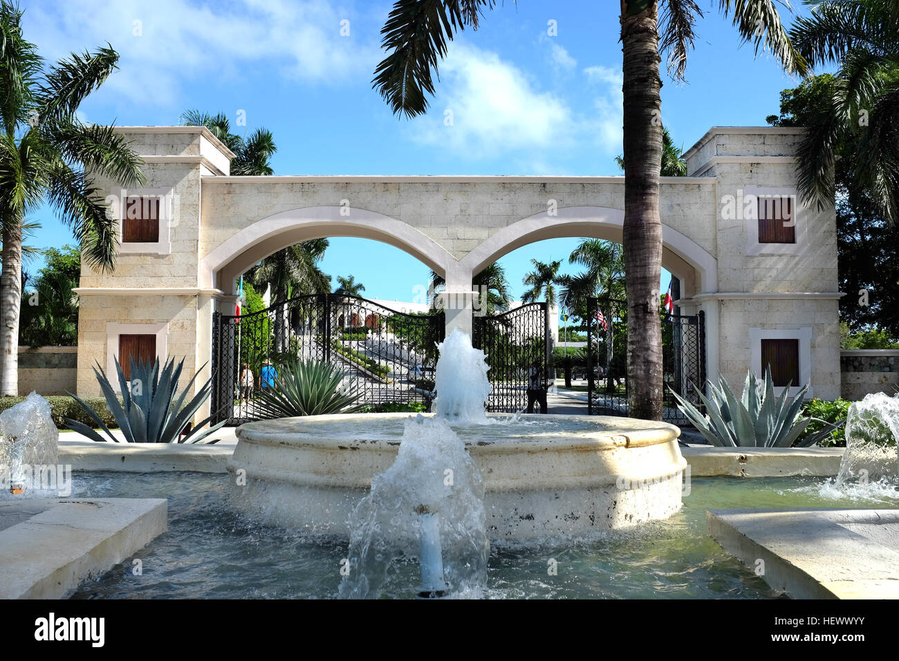 Fountain and entrance to Dreams Punta Cana in the Domiinican Republic. The resort is one of several properties in the AMResorts Collection. Stock Photo