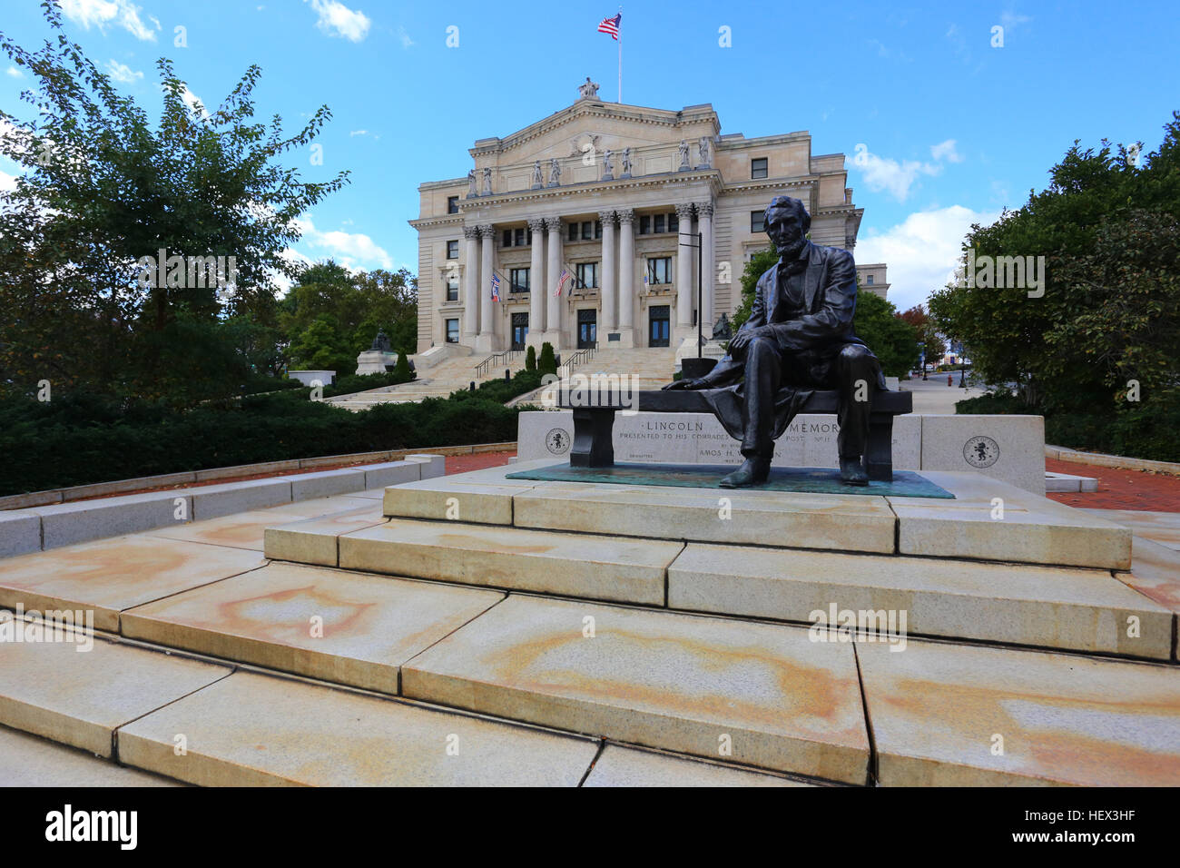 'Seated Lincoln' in front of the Essex County Courthouse in Newark, New Jersey. Stock Photo