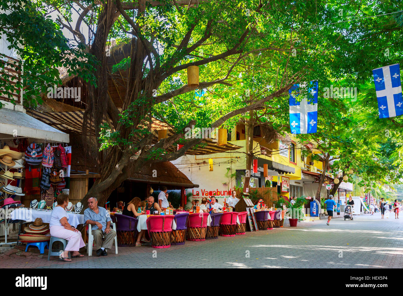 Cafes and restaurants on 5th Avenue, Playa Del Carmen, Riviera Maya, Mexico Stock Photo
