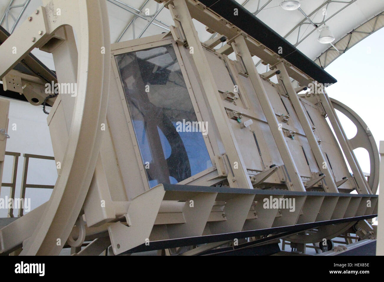 Marines train in roll-over scenarios using the MRAP Egress Trainer at ...