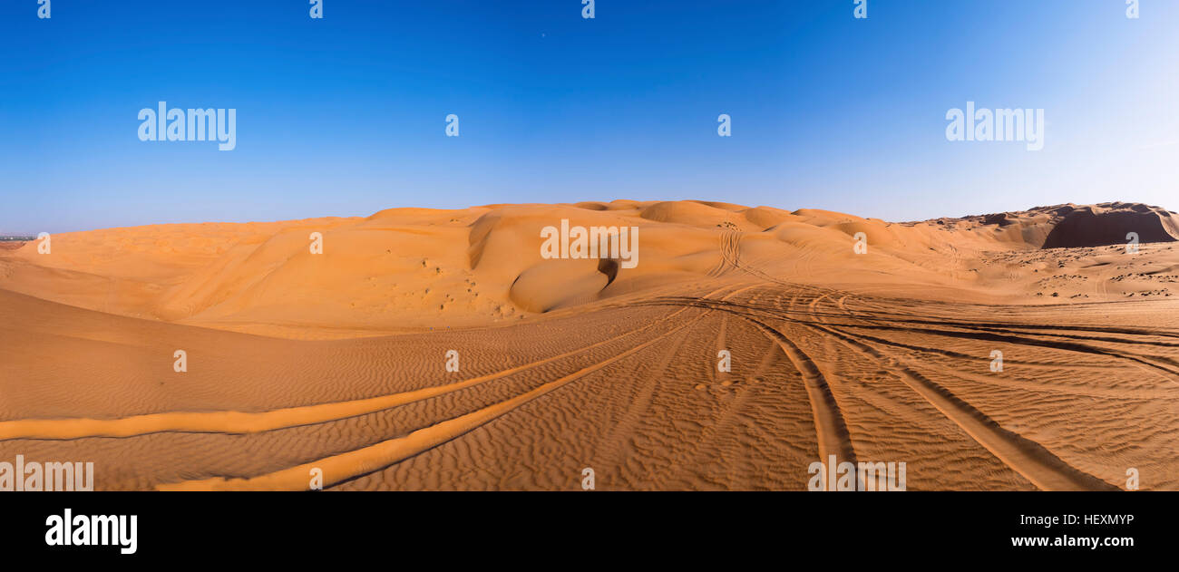 Oman, Al Raka,Dunes in Rimal Al Wahiba desert Stock Photo - Alamy