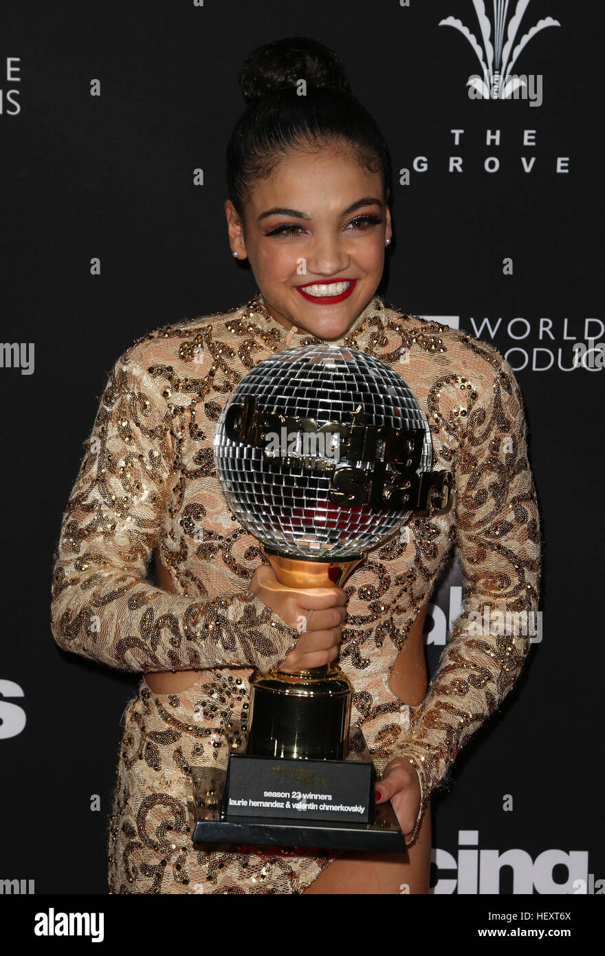 Abcs Dancing With The Stars Season 23 Finale Featuring Laurie Hernandez Where Hollywood
