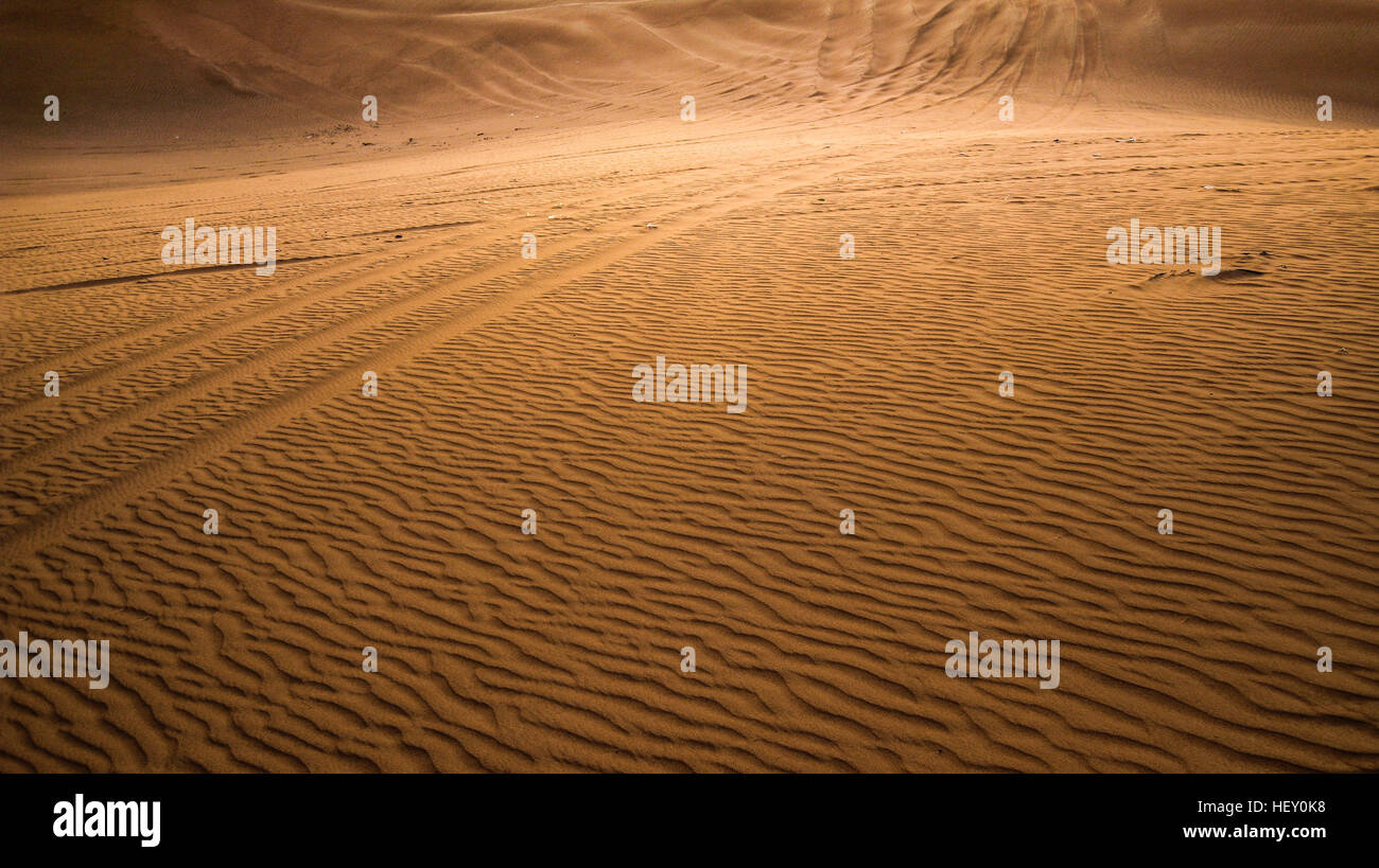The hot desert of Dubai, Emirates Stock Photo Alamy