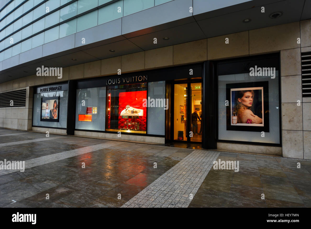 Shops With Louis Vuitton In Manchester