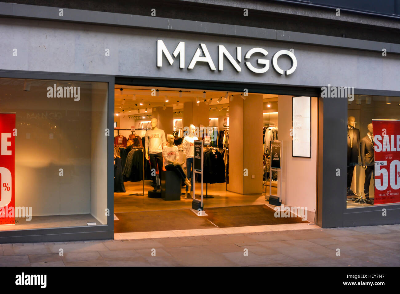 Mango Store in Market Street, Manchester Stock Photo Alamy