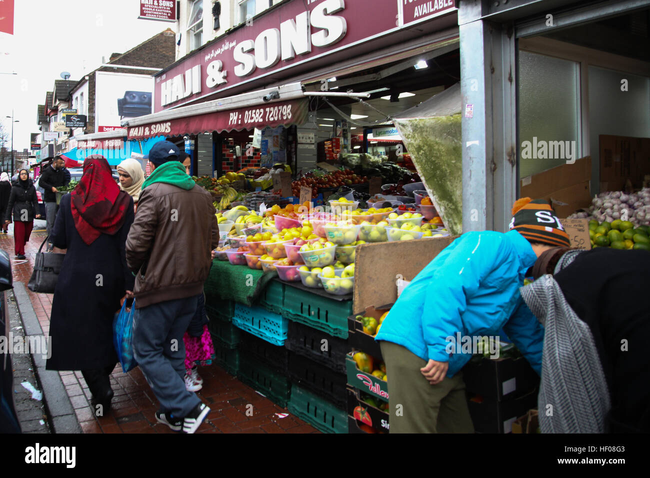 Luton, UK 25 Dec 2016 Shops are open as normal for business on
