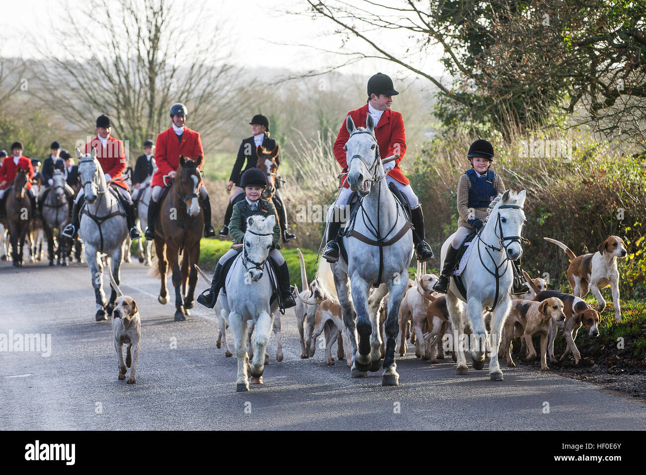Lacock Wiltshire UK 26th December 2016. The Avon Vale Hunt annual Boxing Day meet in th historic Wiltshire Village of Lacock Credit: David Betteridge/Alamy Live News Stock Photo