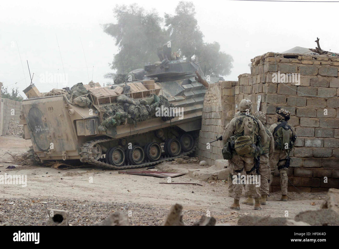 Military Combat Caught on Camera - Marines Assault Iraq Republican Guard Compound