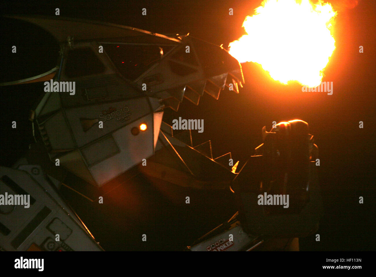 Dinosaur robot hires stock photography and images Alamy