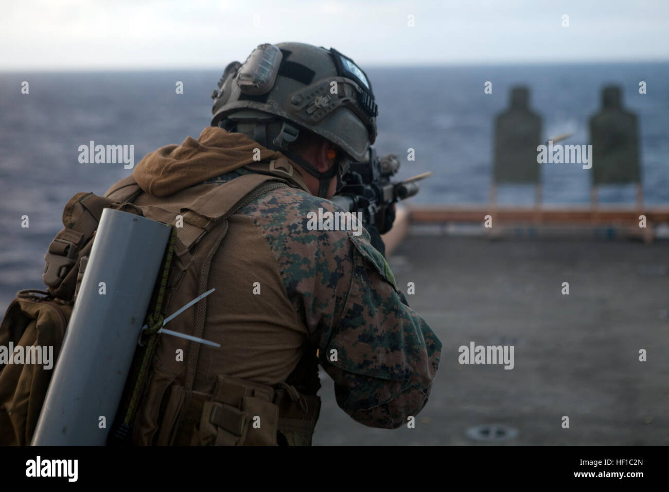 U.S. Marines with Force Reconnaissance Platoon, Command Element ...