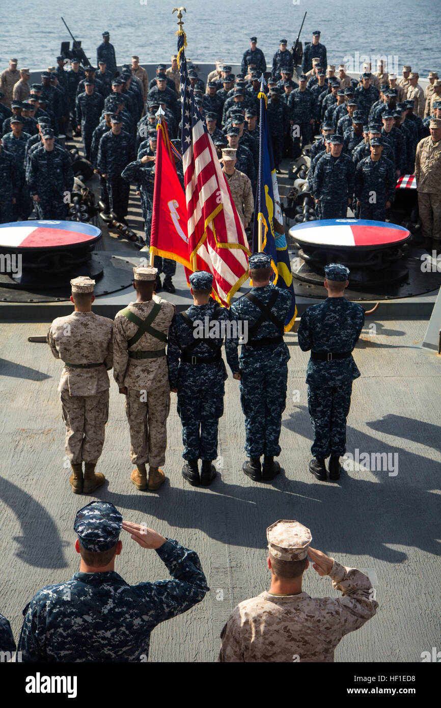 U S Sailors Assigned To The Uss San Antonio Lpd 17 Hi-res Stock ...