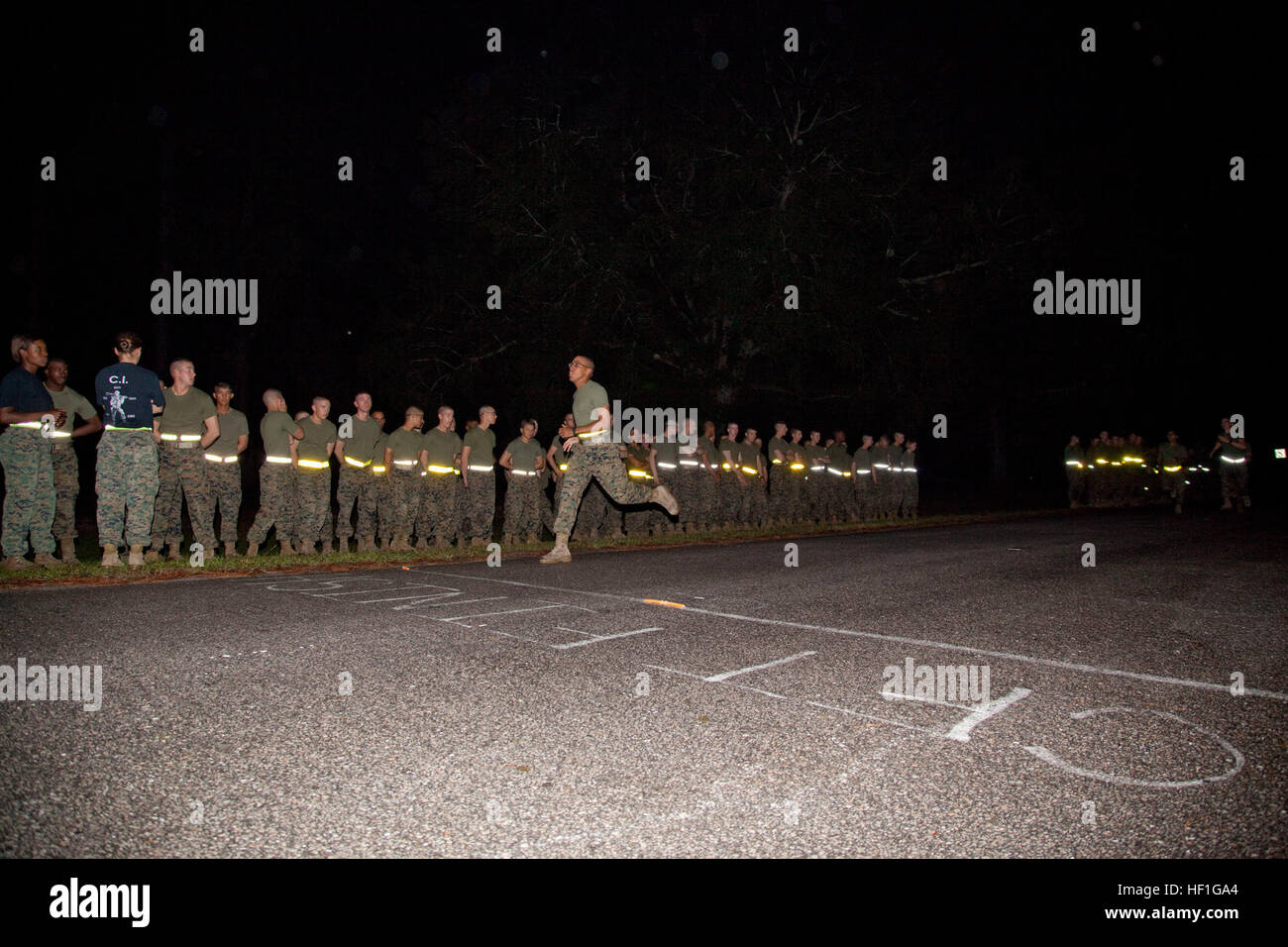 U.S. Marines from Delta Company, Infantry Training Battalion (ITB ...