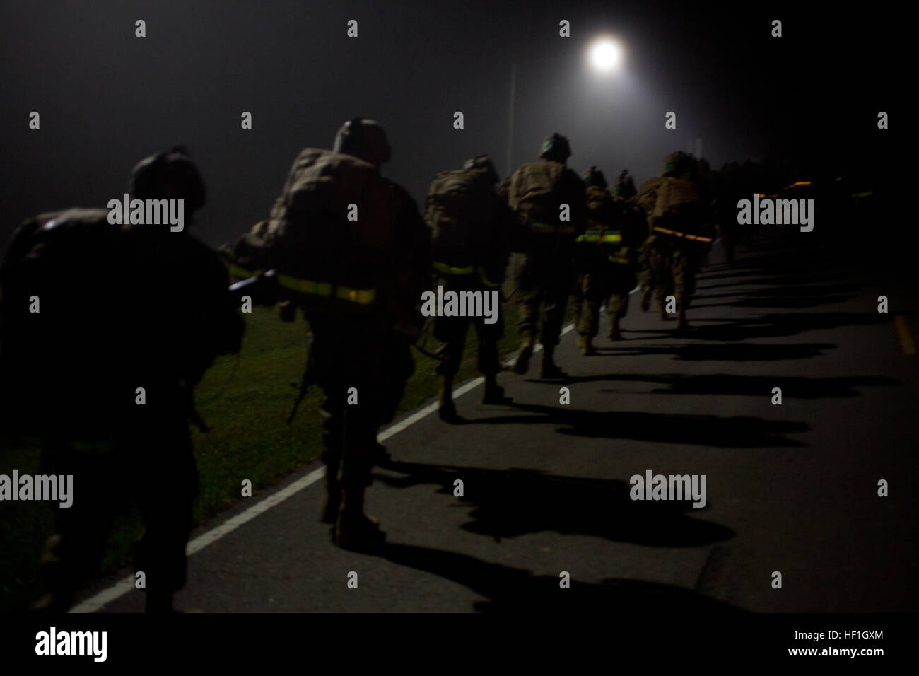 U.S. Marines from Delta Company, Infantry Training Battalion (ITB ...