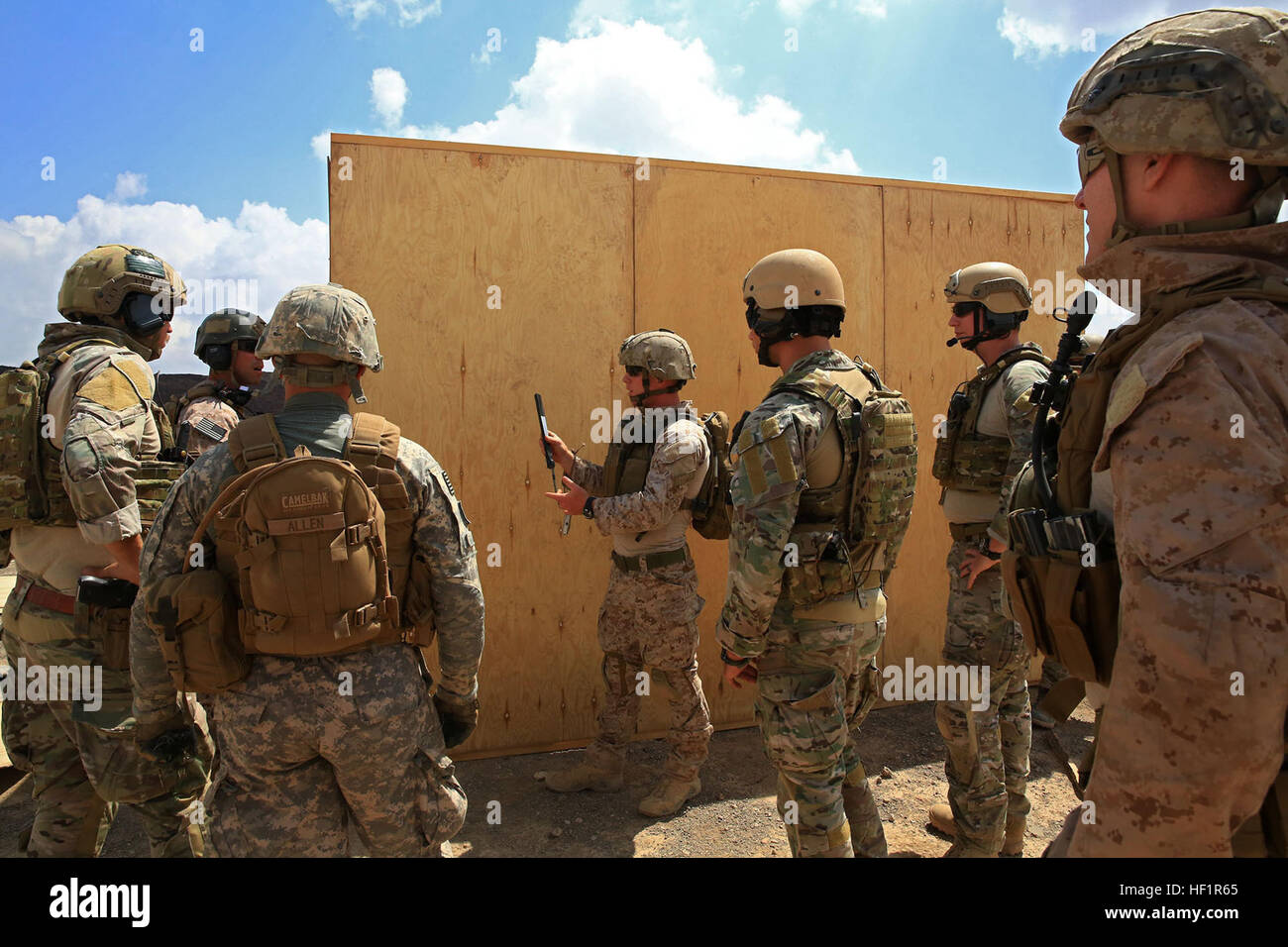 DJIBOUTI U.S. Marines assigned to Explosive Ordnance Disposal, 13th