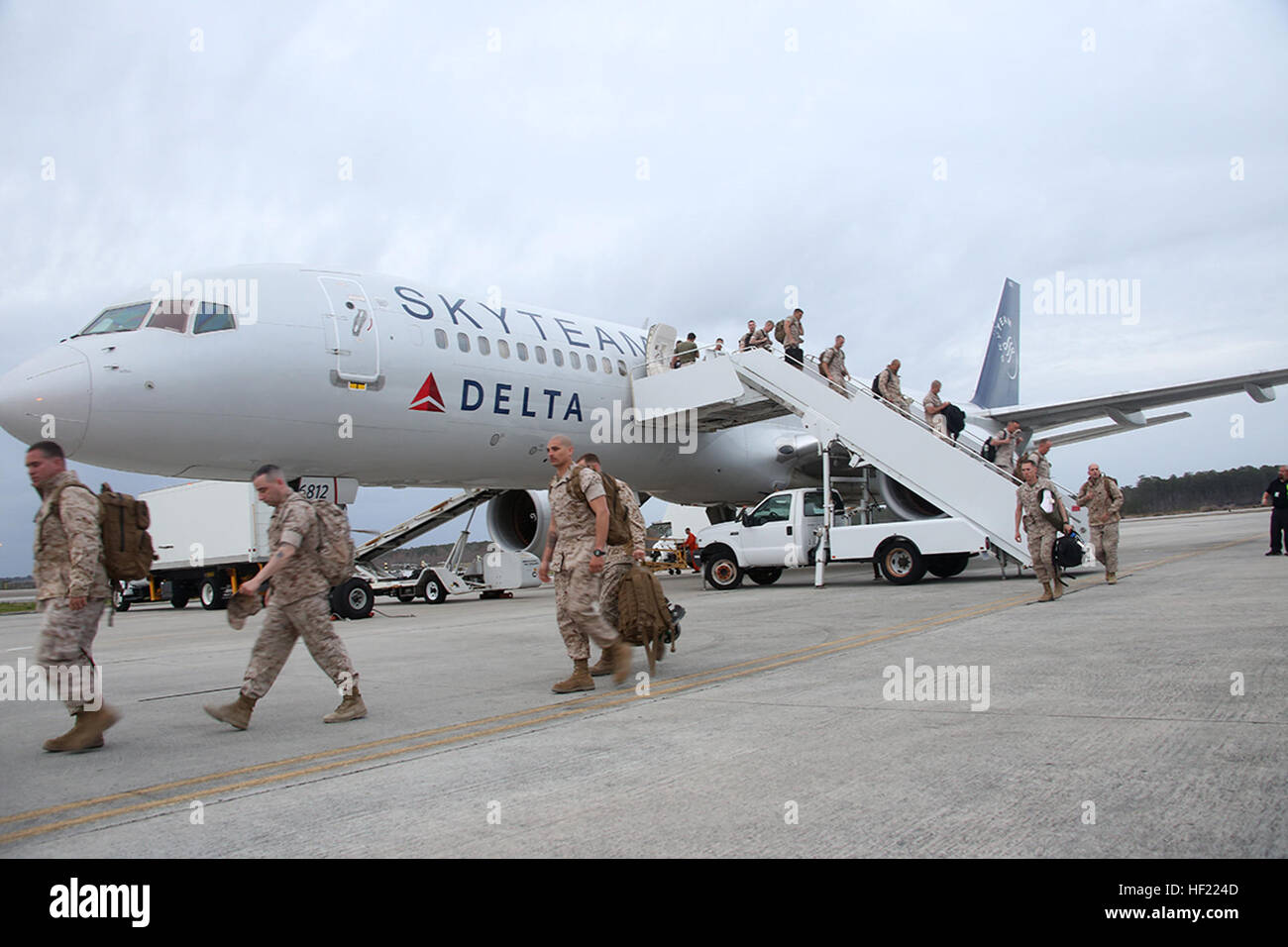 Разминка самолет. Ультралайты самолеты. Самолет rebel. Харе самолет. Буш плейн самолет.