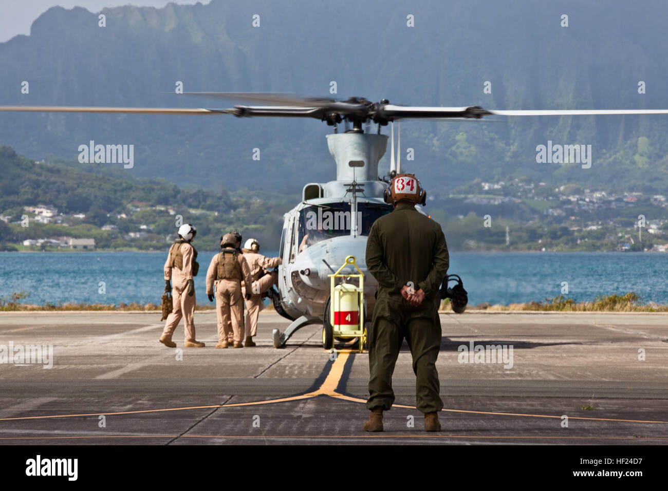 U.S. Marines assigned to Marine Light Attack Helicopter Squadron 367 ...